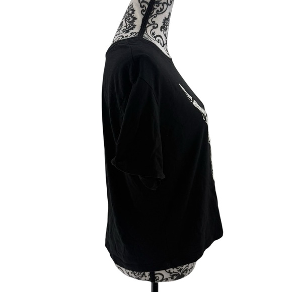 Zoe + Liv Black Skeleton Hand Rock Graphic Tee, Women’s XL, Edgy Punk Goth Style - Picture 7 of 10